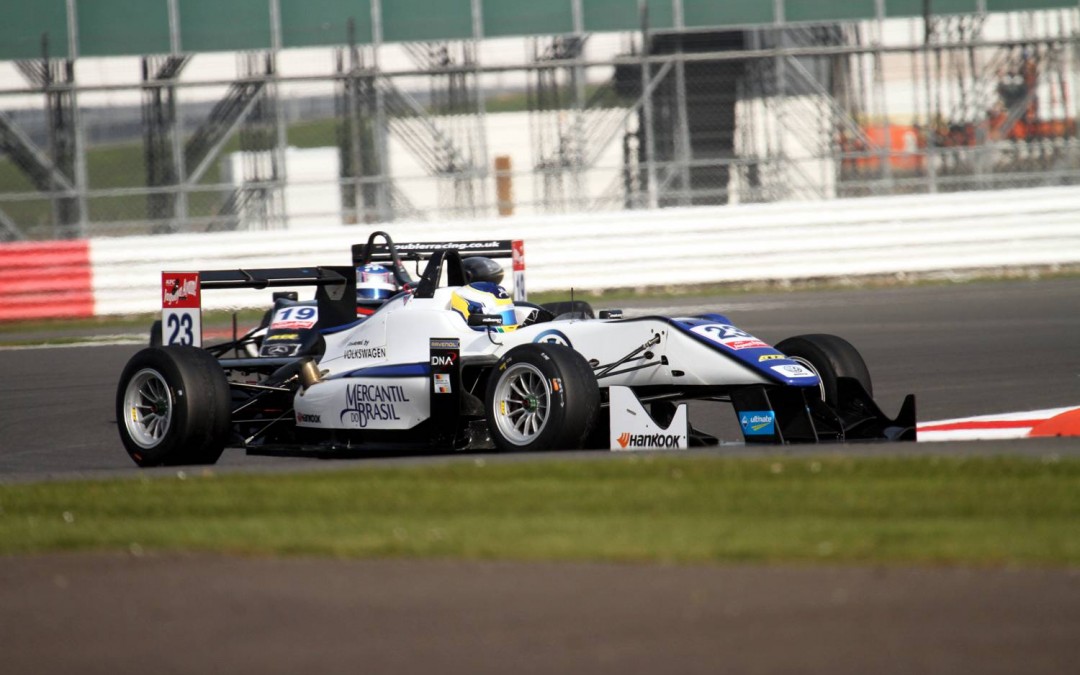 In Silverstone, Sergio Sette Câmara  had his debut in the F3 European Championship